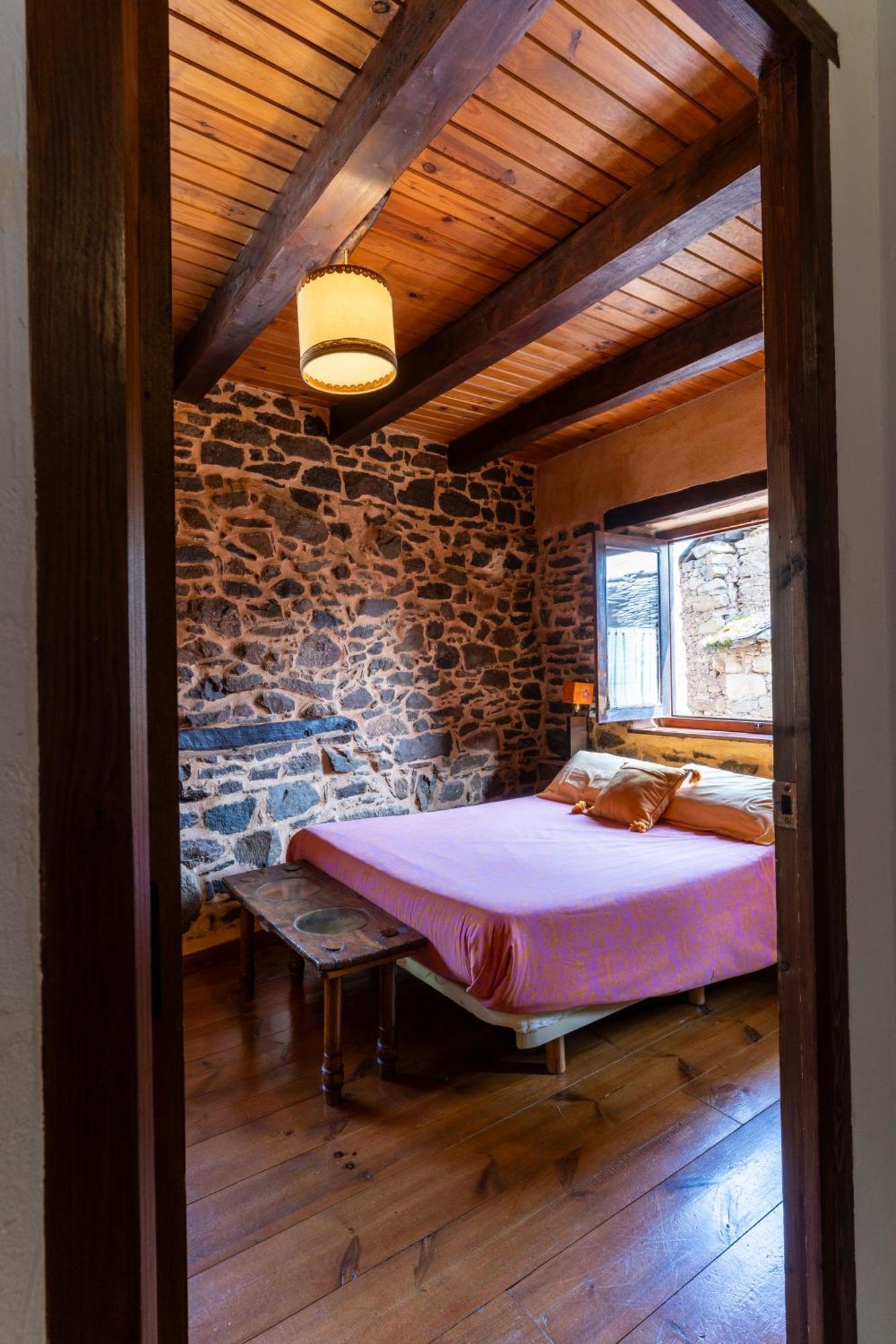 Casa De Turismo Rural Sardom3 Bembibre  المظهر الخارجي الصورة