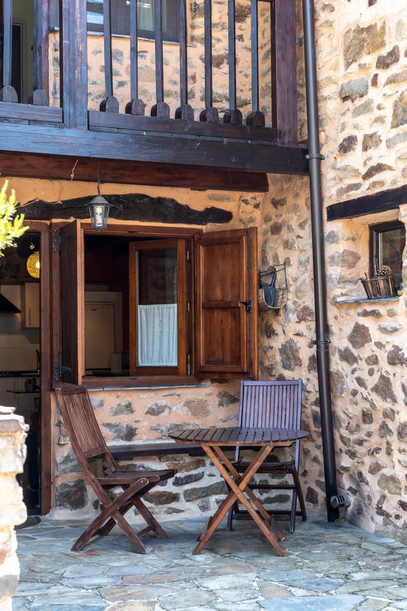 Casa De Turismo Rural Sardom3 Bembibre  المظهر الخارجي الصورة